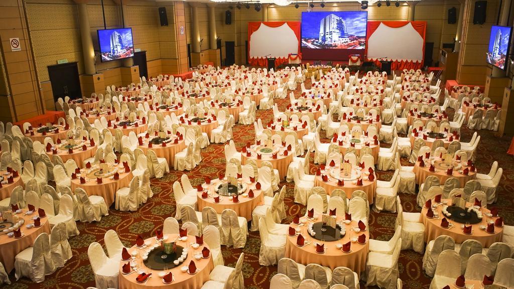 Mega Hotel Sdn Bhd Miri Exteriér fotografie